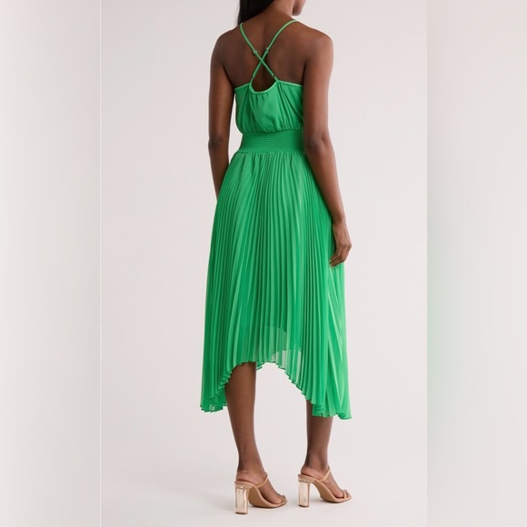 NWT Halogen Cross Back Pleated Green Dress - Picture 2 of 5